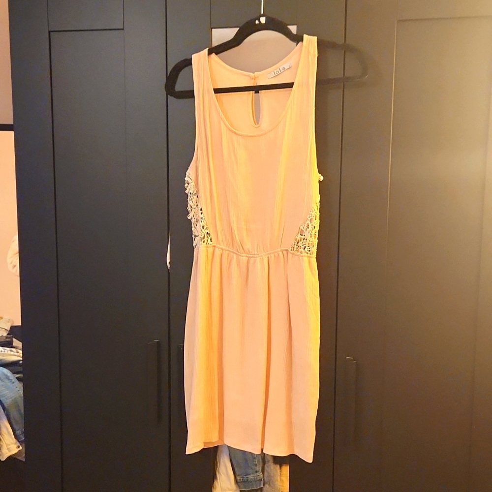 Lola dress Size S Light Pink